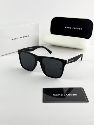 MARC JACOBS BLACK CA6000-70
