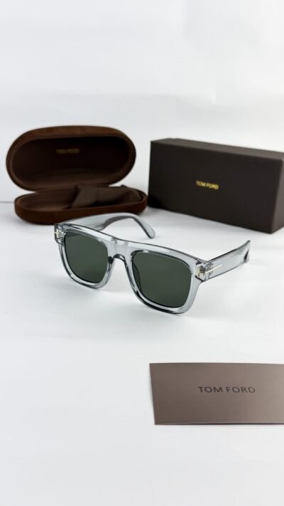 TOMFORgrey green 259